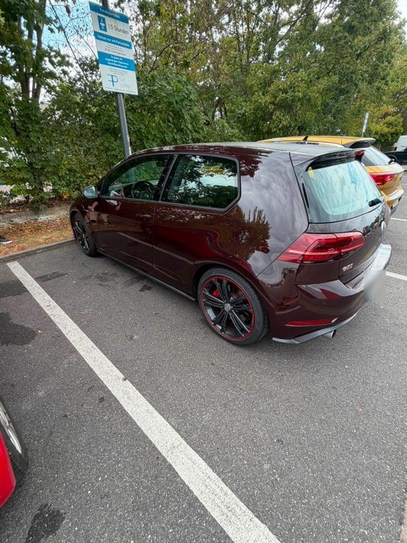 Image of Volkswagen Golf