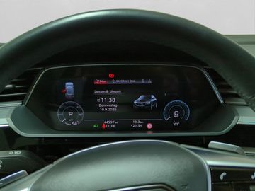 Audi Q8 e-tron - 10