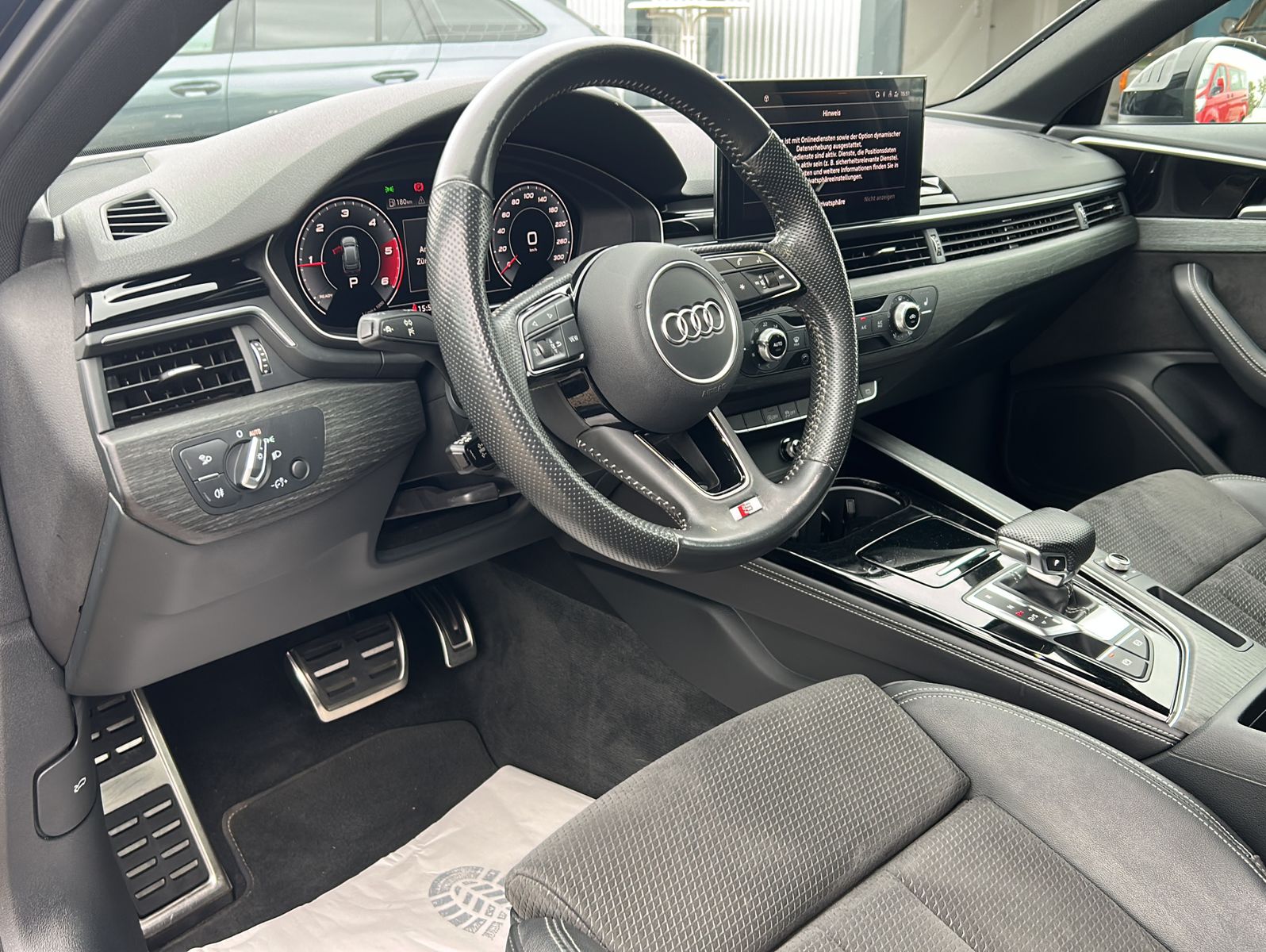 Fahrzeugabbildung Audi A4 35 Avant TDI S-Line