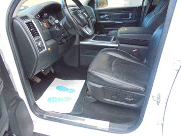 Dodge RAM - 12