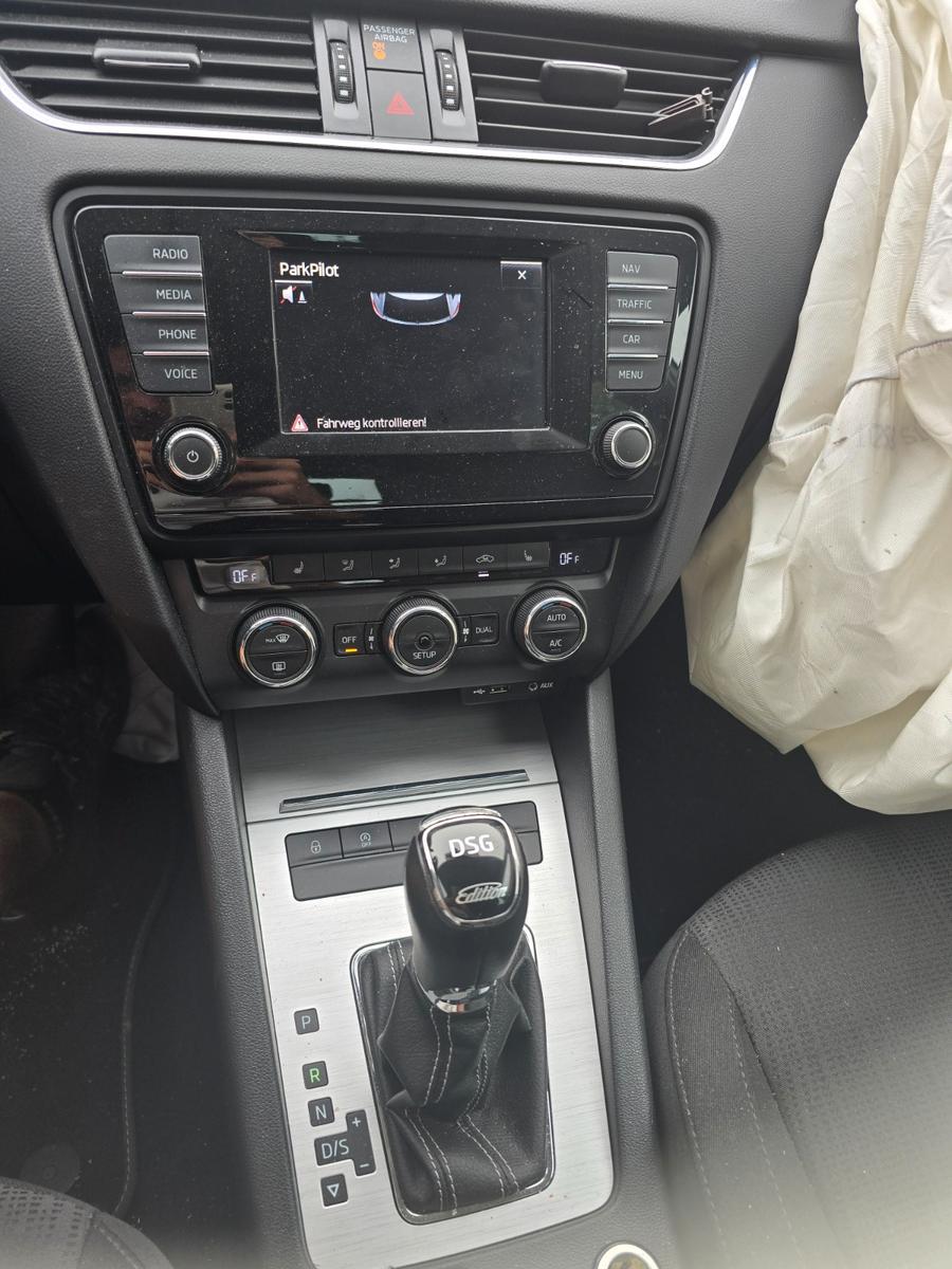 Skoda Octavia 2015 — photo 10
