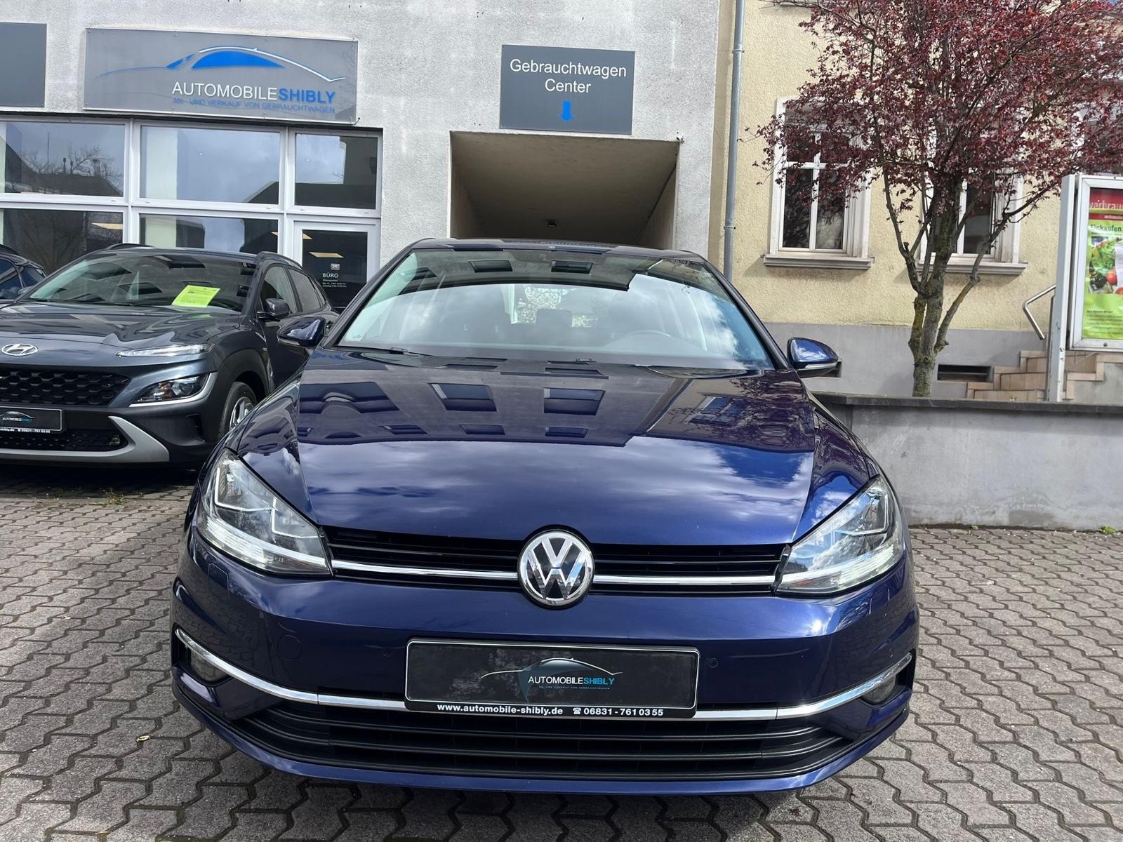 Volkswagen Golf VII Lim. Comfortline BMT Automatik, Navi