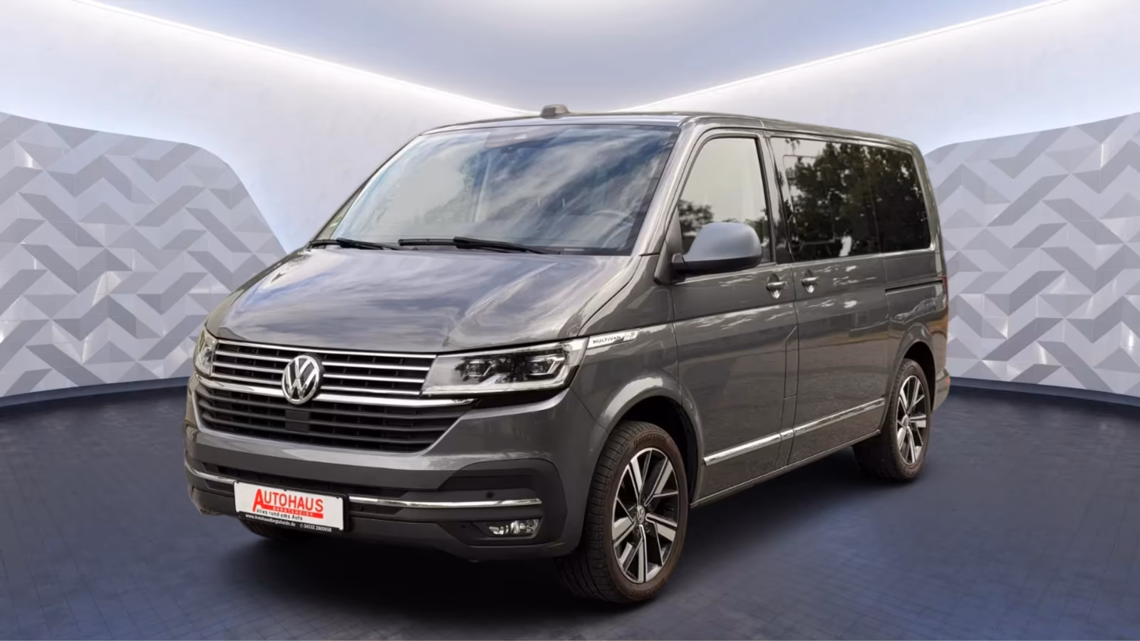 Volkswagen T6.1 Multivan*DIGITAL*LEDER*AHK*VOLL