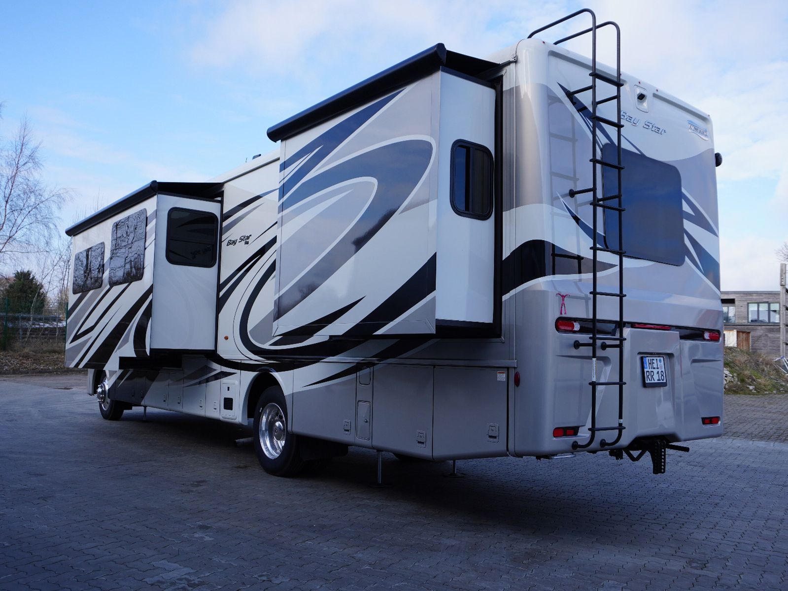 Fahrzeugabbildung Ford Newmar Bay Star 3626 Class A