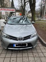Toyota Auris 1.6 Benzin-TÜV neue! - Toyota Auris in Berlin