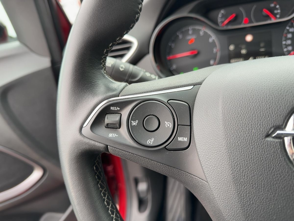 Crossland 1.2 Elegance Einparkhilfe Tempomat