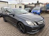 Mercedes-Benz E 250 Coupe Automatik/AMG-Paket/Teilleder/Xenon - Mercedes-Benz E 250 mit Benzin-Antrieb: Coupe