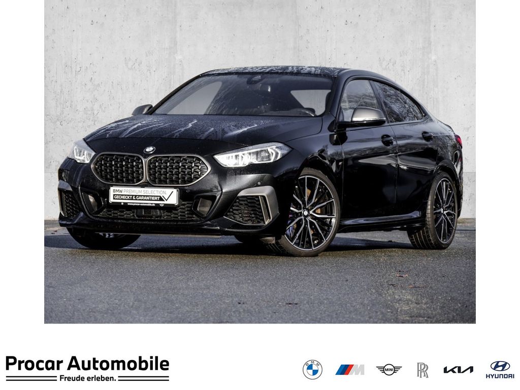 BMW M235