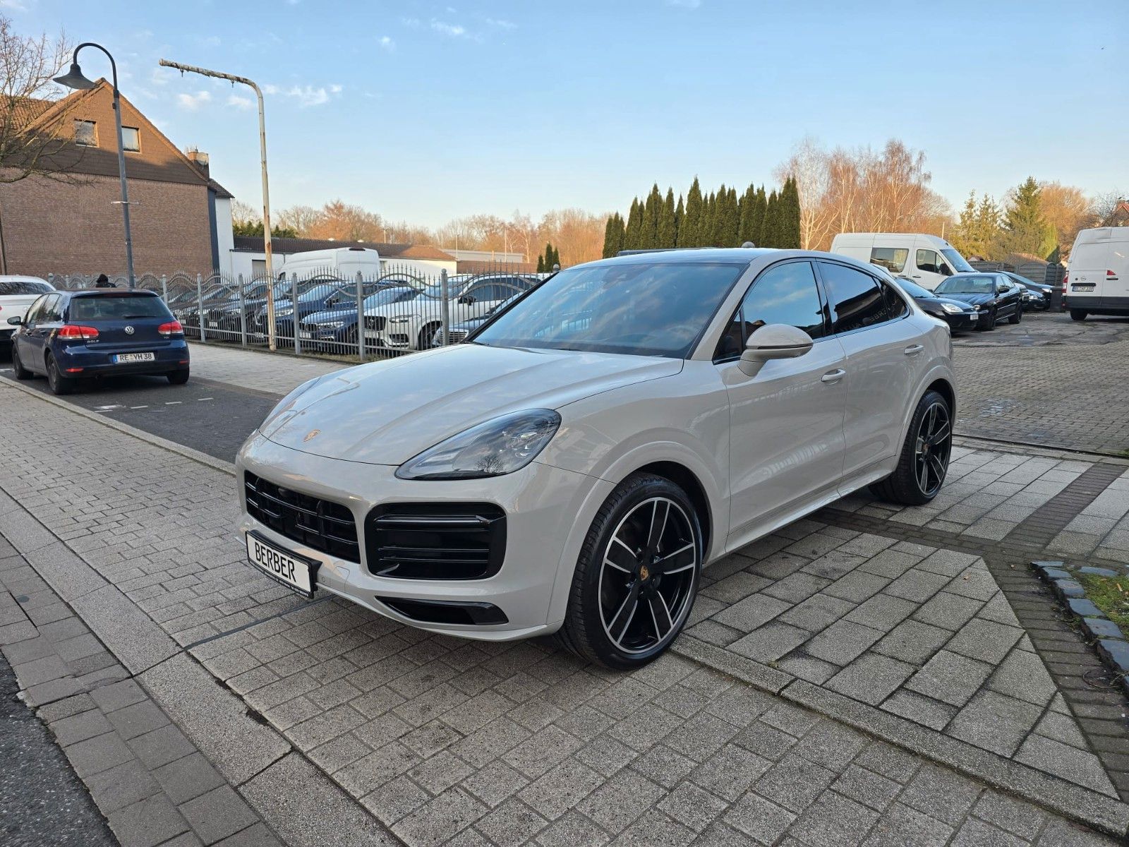 PORSCHE Cayenne Coupe Platinum Edition*LUFT*HUD*PANO*360