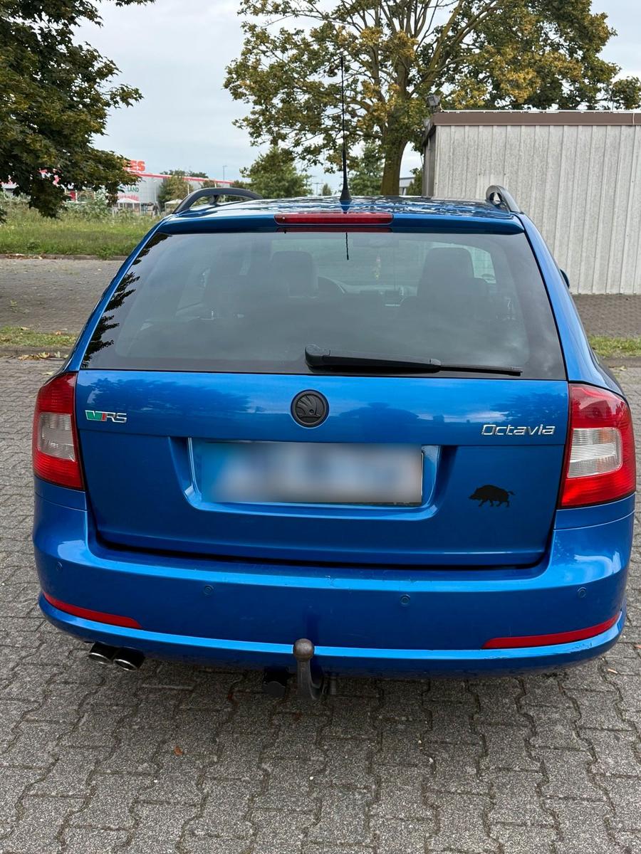 Skoda Octavia 2010 — photo 12