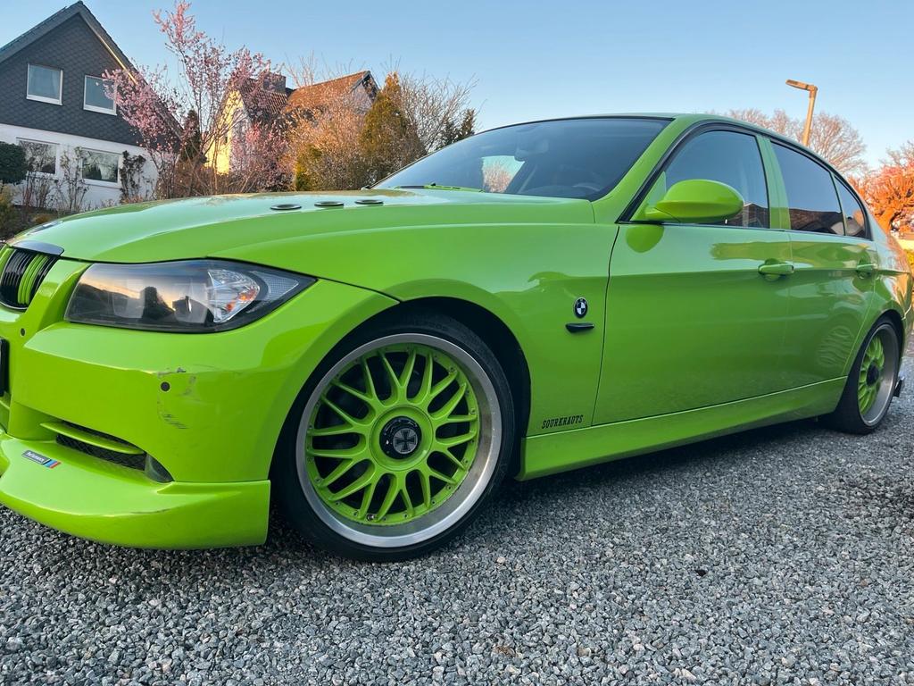 BMW 325