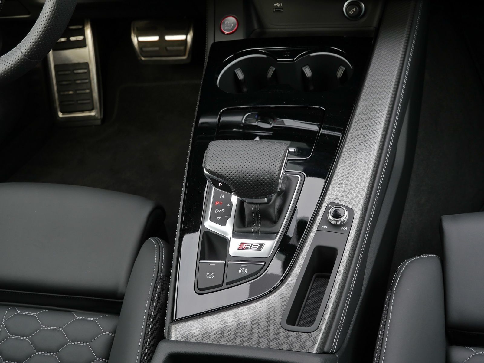 Audi RS4 - Bild 7