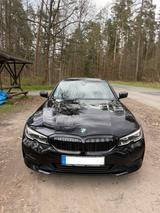 BMW 330i xDrive Sport Line Automatic Sport Line - BMW 330 Limousine 330i xdrive mit Benzin-Antrieb