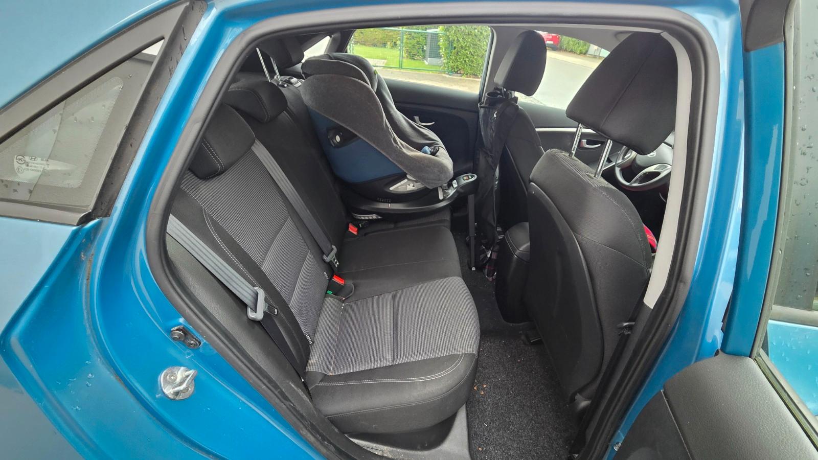 Hyundai i30 2013 — photo 6