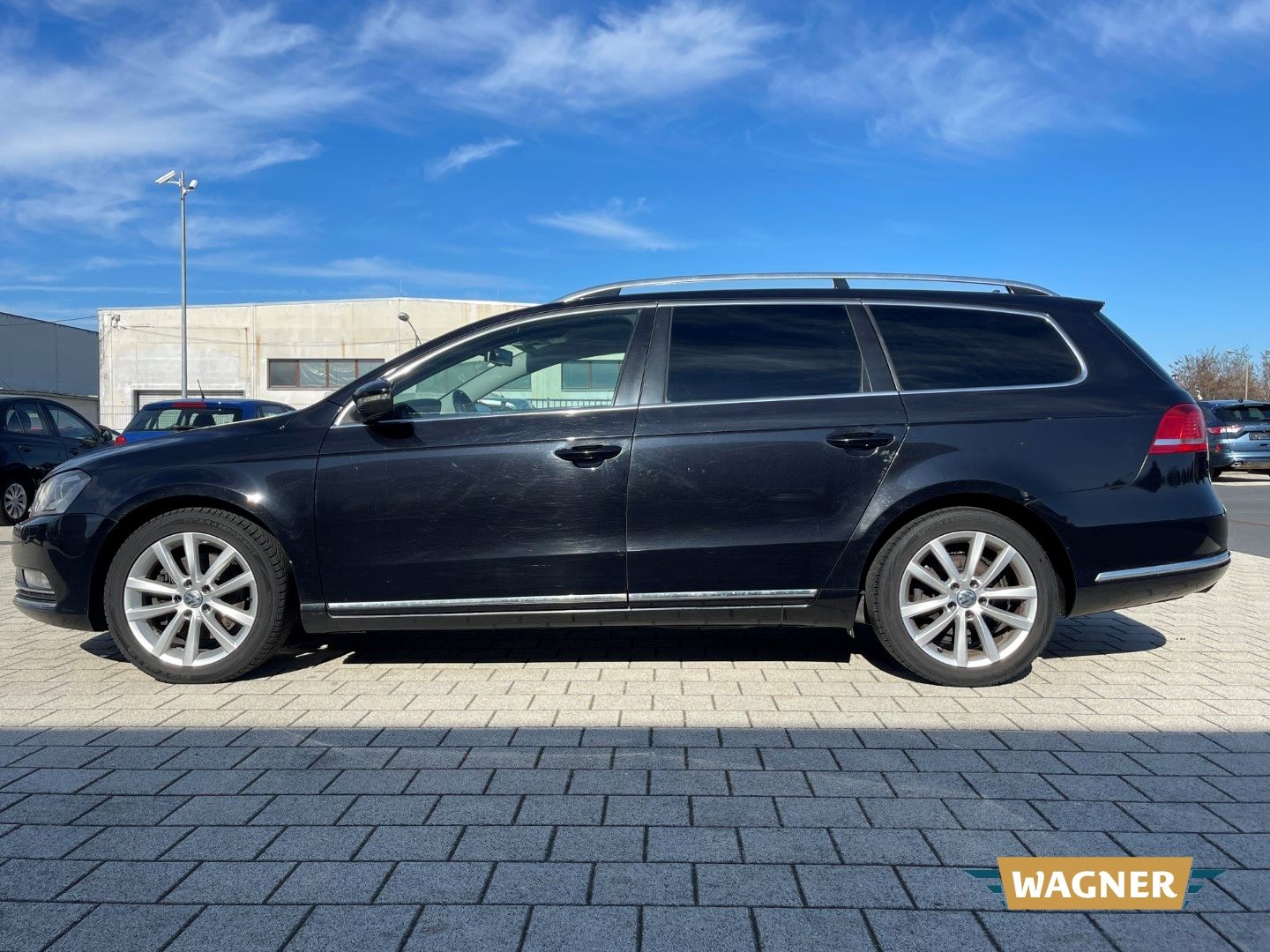 Fahrzeugabbildung Volkswagen Passat Variant Highline BlueMotion