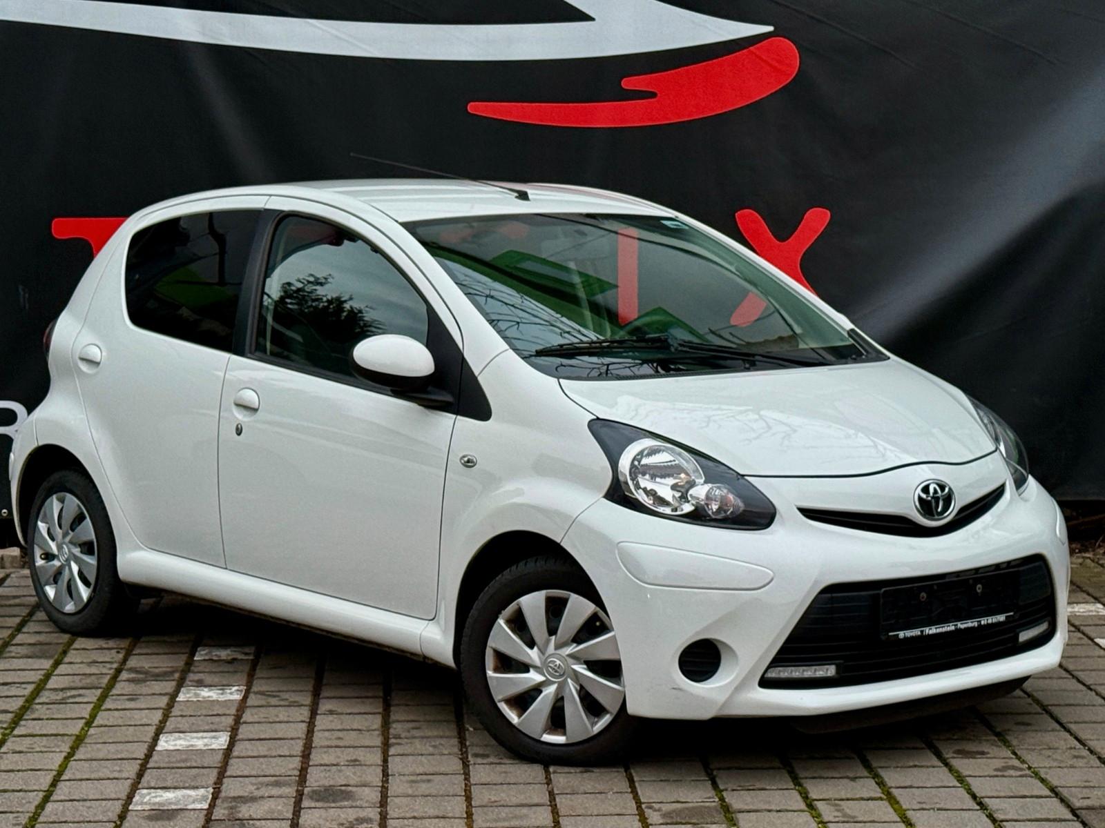 Toyota AYGO Connect *Klima*