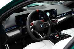 BMW M5 – 12 / 35