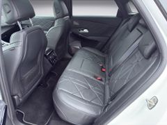 Fahrzeugabbildung DS Automobiles DS 7 Crossback 1.6 E-Tense 300 4x4 Grand Chic