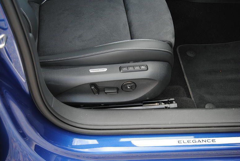 Volkswagen Passat 1.5 eHybrid DSG Elega.AHK.Navi-Max.HUD foto 7
