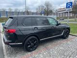 BMW X7 xDrive30d - Black - BMW X7 mit Diesel-Antrieb