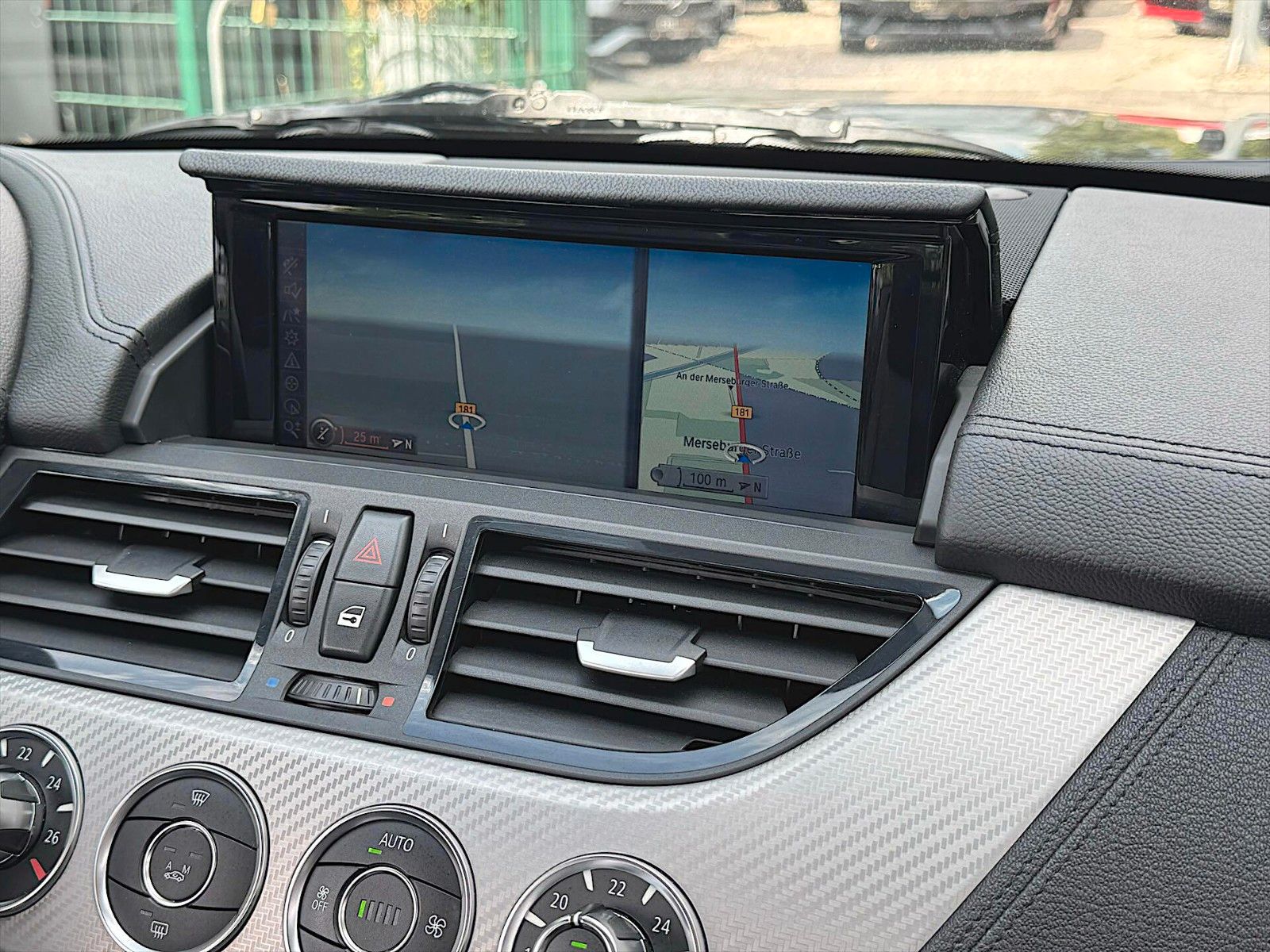 Fahrzeugabbildung BMW Z4 Roadster sDrive M 35is Performance Shadow LED