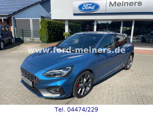 Ford Focus ST Lim.  *PANO/KAMERA/NAVI/ACC/LED/B&O*