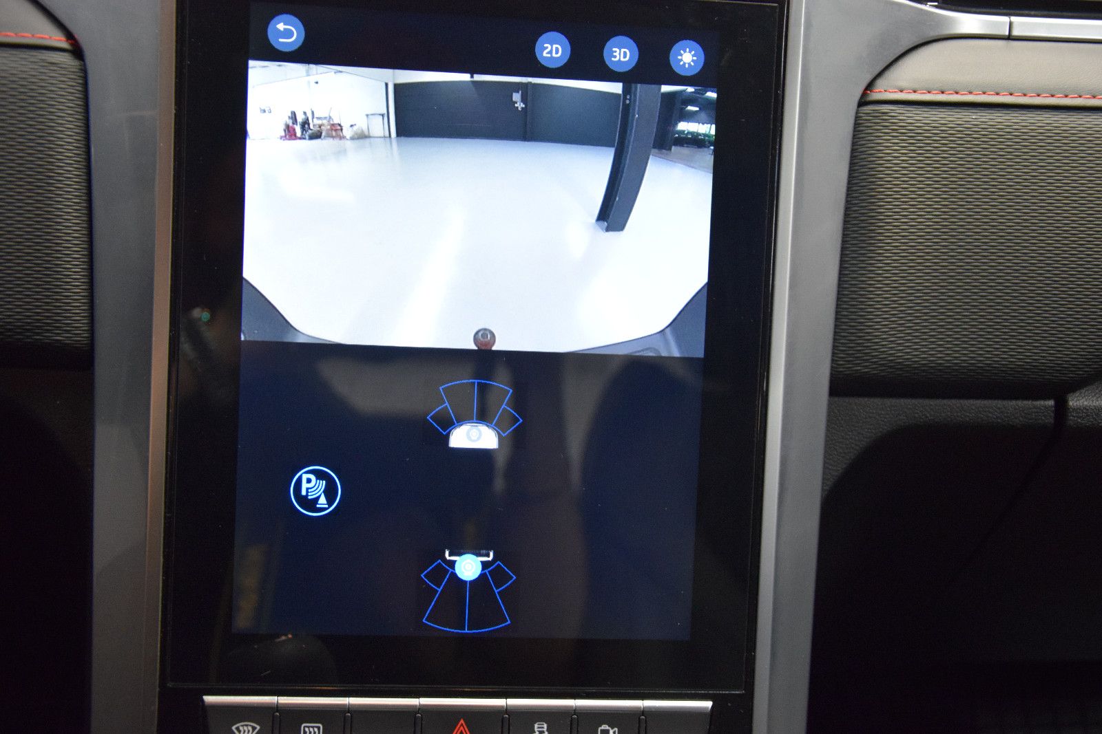 Fahrzeugabbildung JAC T8 Pro 360° CarPlay Keyless AHK Tempomat