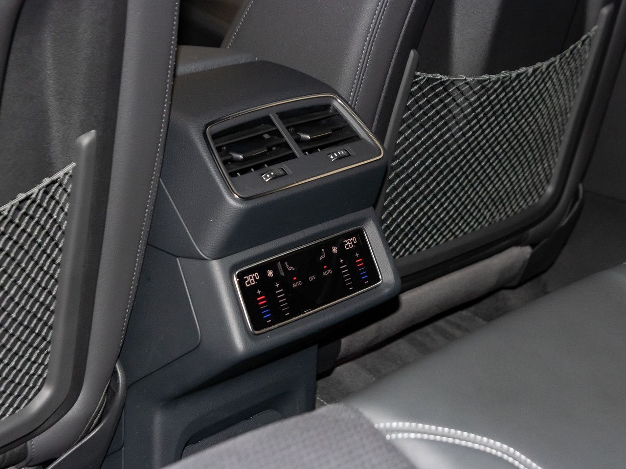 Audi Q8 e-tron - Bild 19