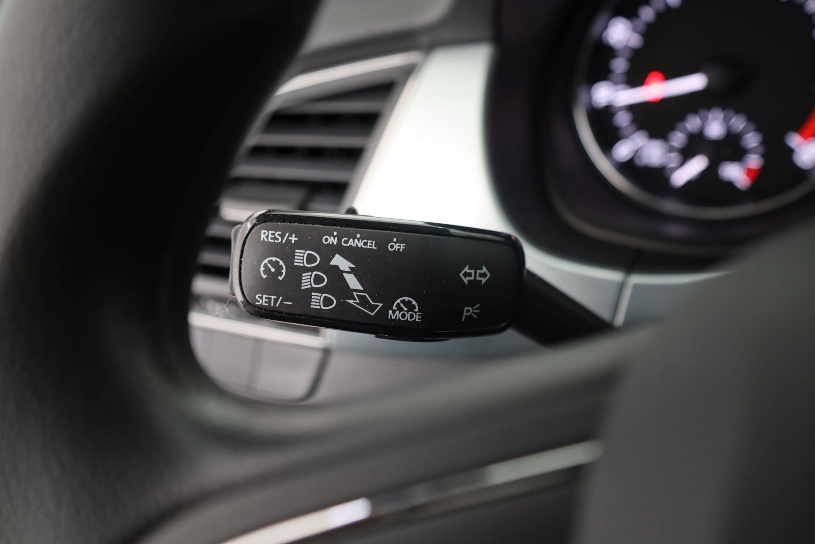 Fahrzeugabbildung SKODA Fabia Ambition PDC,Apple CarPlay,SR+WR
