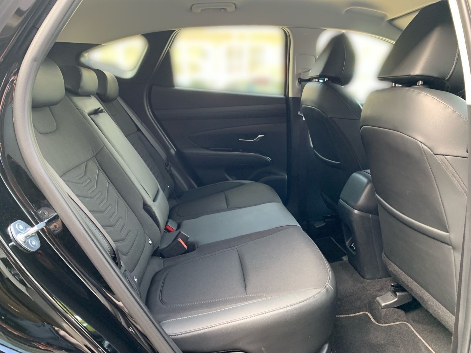Fahrzeugabbildung Hyundai TUCSON 1.6 T-GDI Trend Hybrid Navi LED