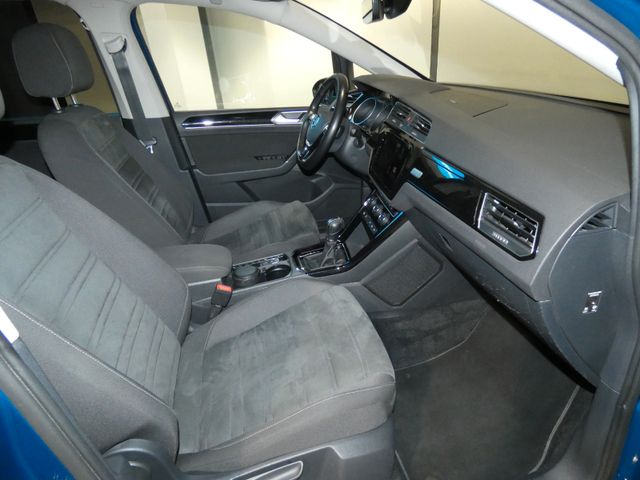 Touran 2.0 TDI Highline 7-SITZ PANO KAMERA DCC