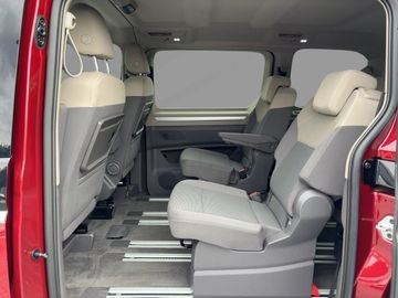 Volkswagen T7 Multivan - 8