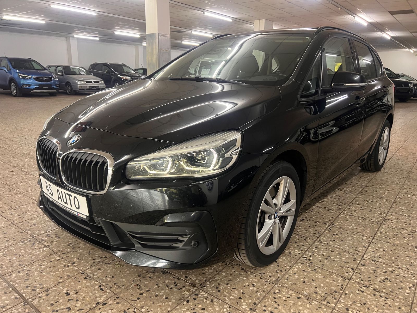 BMW 218 - 1