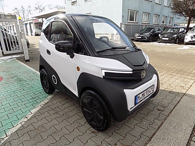Silence S04 L7e Premium 14 kW 85 km/h 2 x 5,6 kWh AT imagem 3