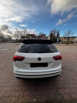 Volkswagen Tiguan 2.0 TDI SCR 140kW DSG 4MOTION 2xR-Line - Volkswagen Tiguan: TDI 140