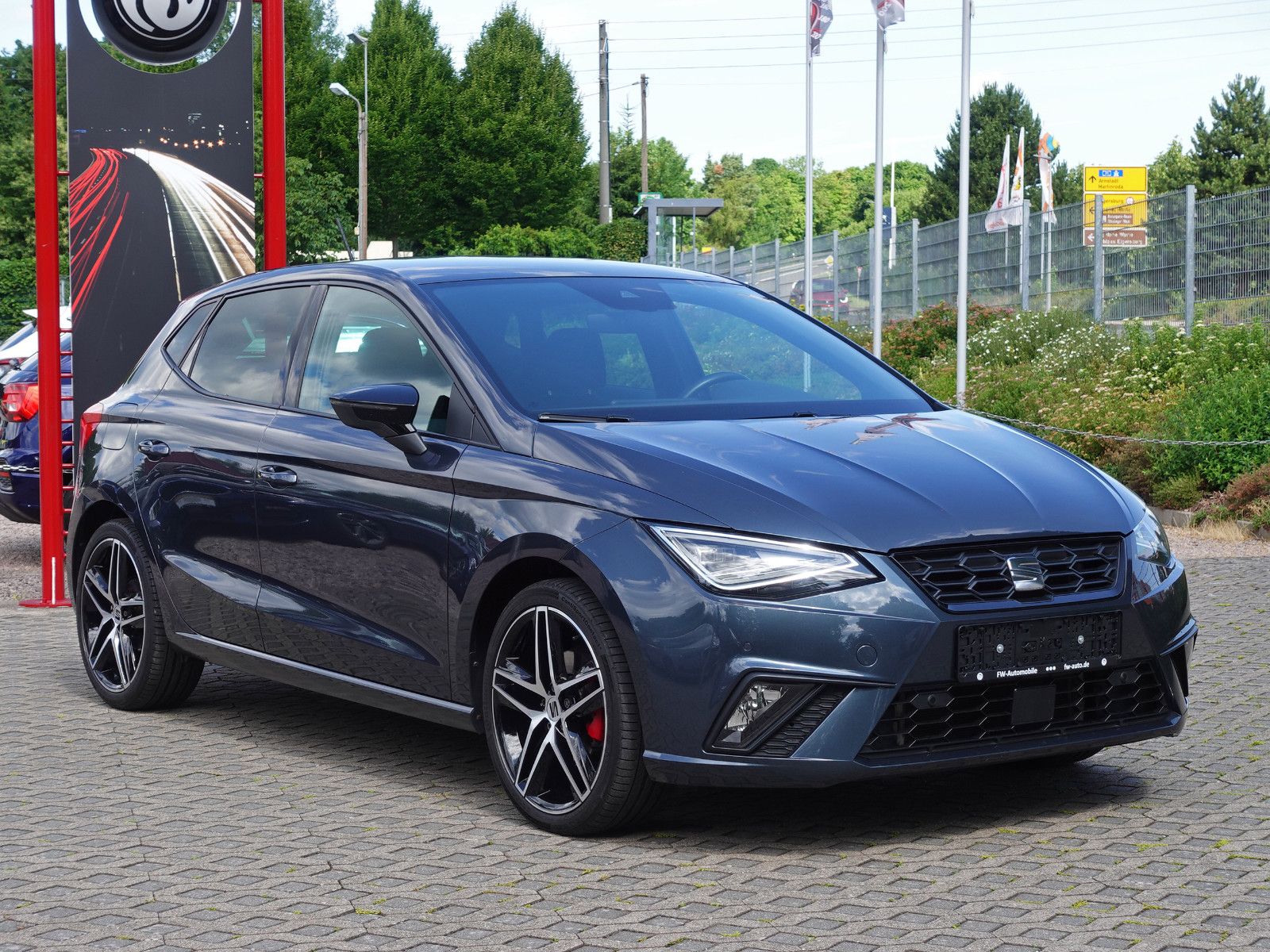 Fahrzeugabbildung SEAT Ibiza 1.5 TSI DSG FR BEATS I.Hd virtual FullLink