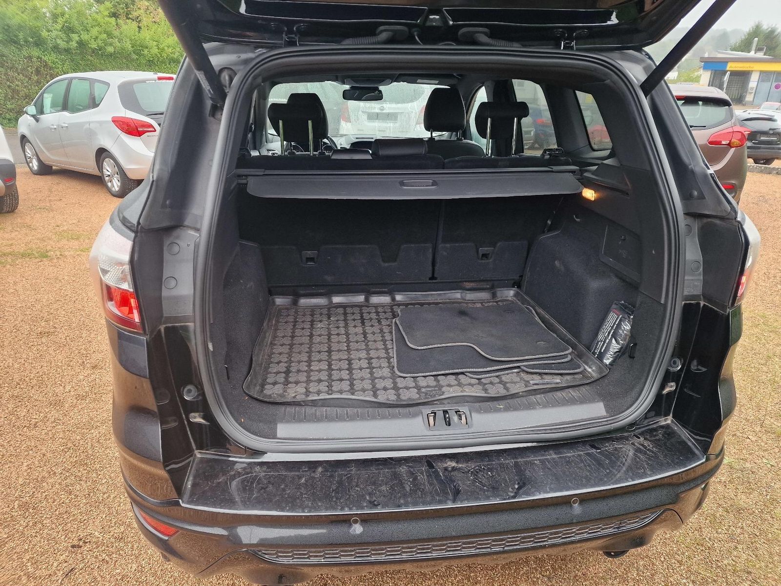 Fahrzeugabbildung Ford Kuga ST-Line, Kamera,Sitzheizung,elektr.Heckkl.