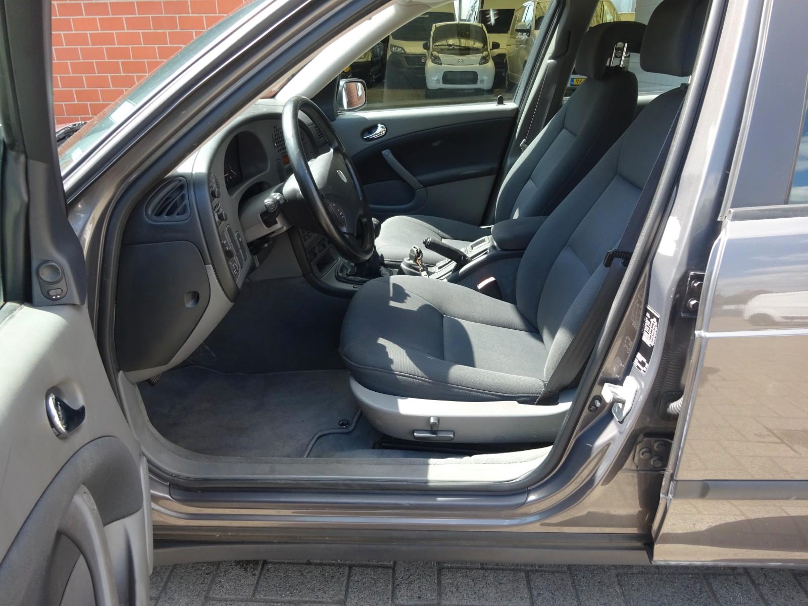 Saab 9-5 2005 — photo 10