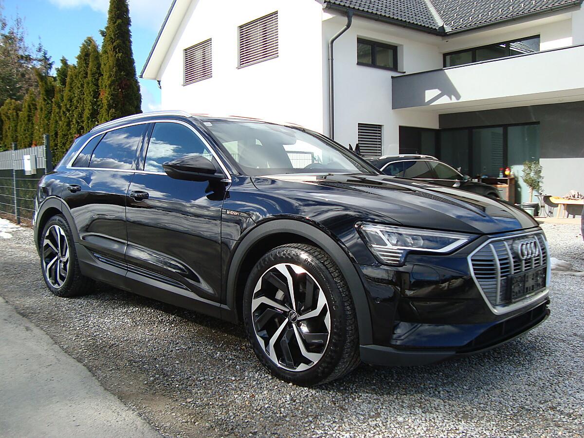 Audi e-tron 55 quattro 95kWh Richtig Voll 1-Hand !!