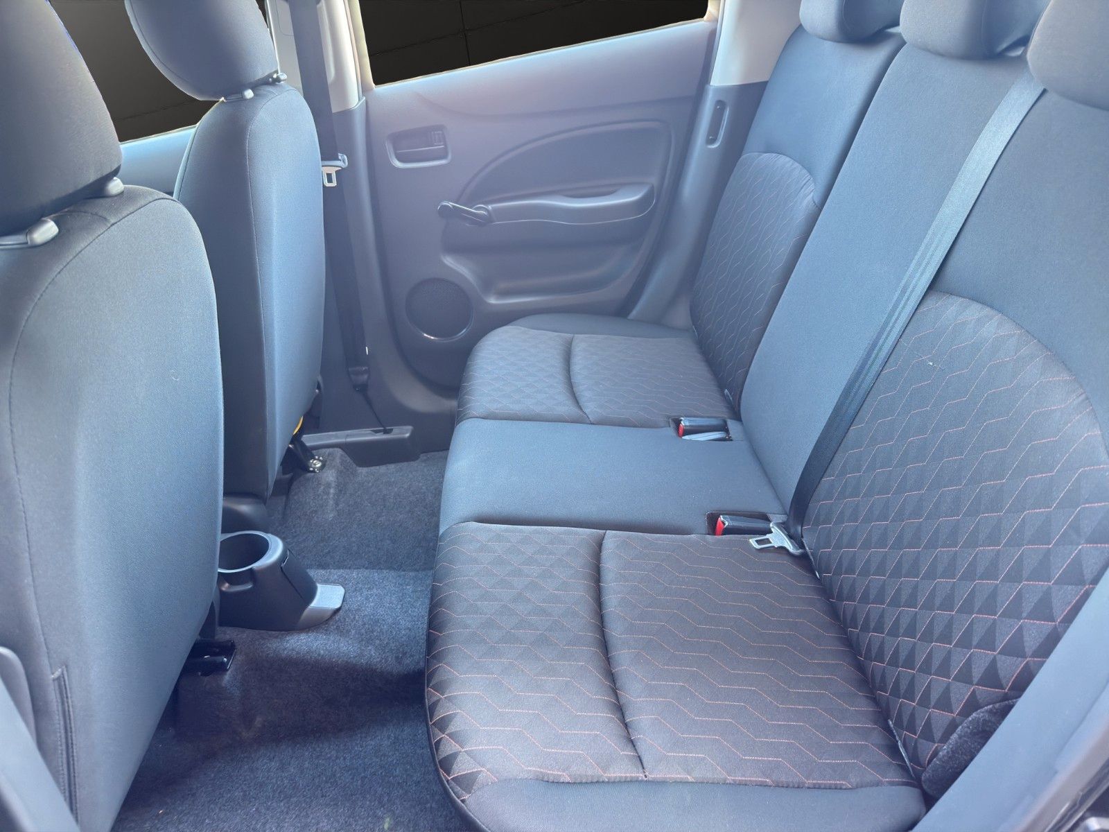 Fahrzeugabbildung Mitsubishi Space Star Spirit *1-Hand*Bluetooth*Allwetter*