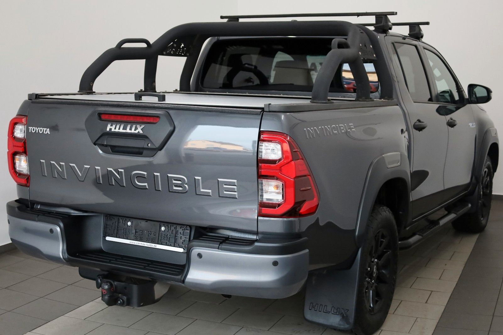 Fahrzeugabbildung Toyota Hilux Double Cab Invincible,ACC, Navi,Rollo, AHK