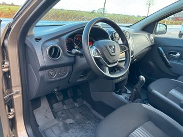 Dacia Sandero Stepway Celebration TCe 90