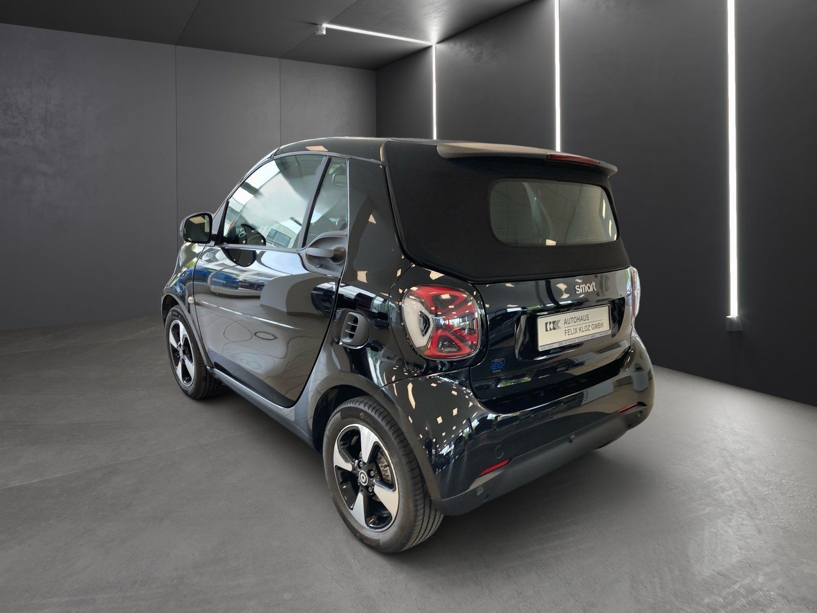 Fahrzeugabbildung Smart smart EQ cabrio Exclusive*Led*Kamera*22kW*CarPl*