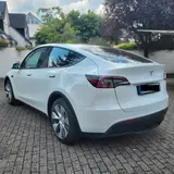 Tesla Model Y Hinterradantrieb RWD RWD - Tesla in Wuppertal