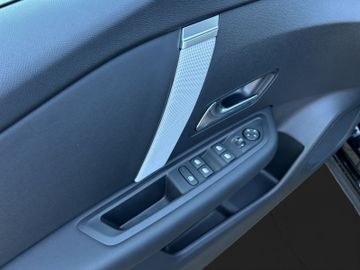 Citroën C4 Hybrid 145 Max KAMERA NAVI LED SHZ ALU