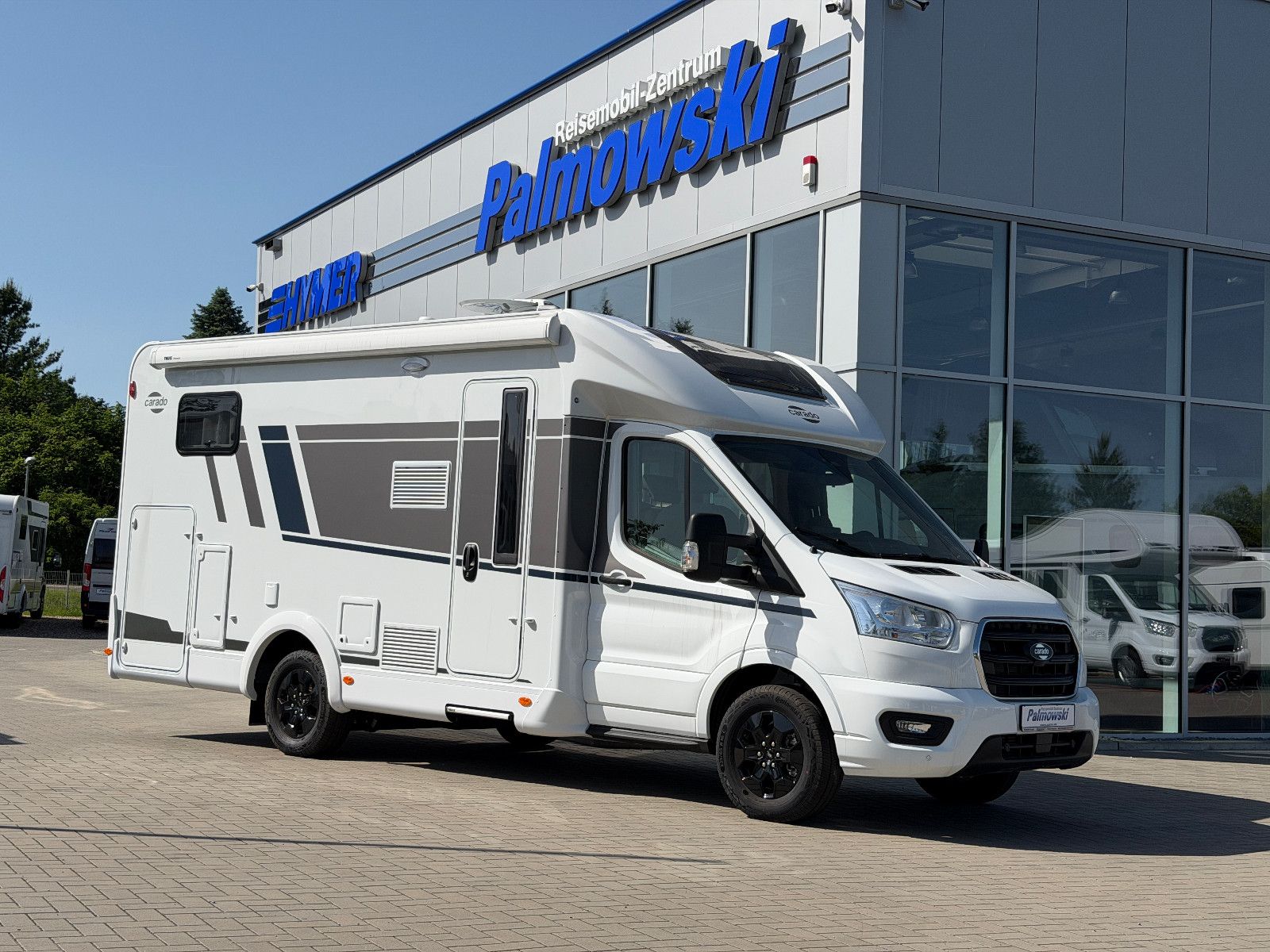Fahrzeugabbildung Carado T338 Edition 26  - Sie paren über 12.000€