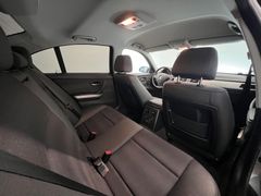 BMW 318i/ NUR 34.000KM/ RENTNER/ AUTOM./ KEYLESS/ BMW 318i/ NUR 34.000KM/ RENTNER/ AUTOM./ KEYLESS/