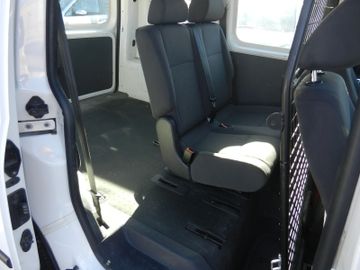 Volkswagen Caddy - 11
