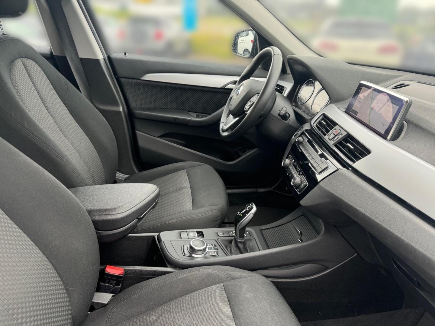BMW X1 20dxA +NAVI+ACC+LED+APPLE+SHZ+DAB+MFL+BT+AHK+, миниатюра 23