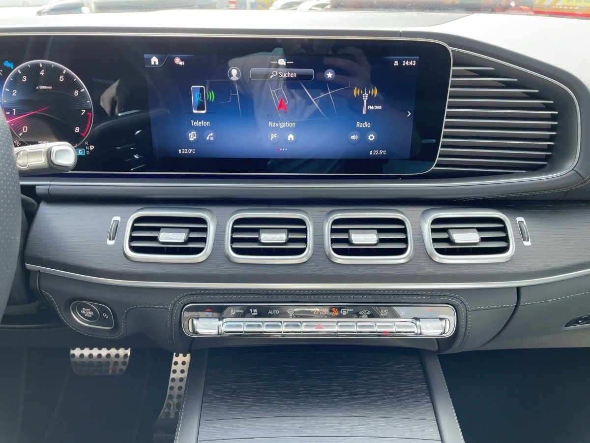 Fahrzeugabbildung Mercedes-Benz GLE 63 S 4M+ AMG/Night/Pano/360°/HuD/22''/AHK